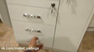 Мебель Ядвига. Замок на три ящика