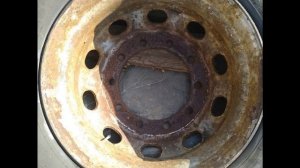 Очистка диска от ржавчины.