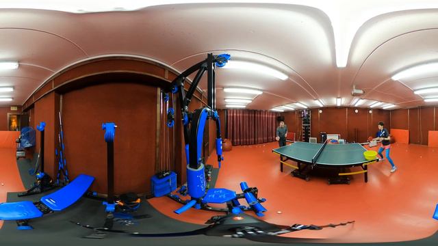 Настольный теннис. Видео 360. Начало справа по подрезке после подачи. смотреть онлайн