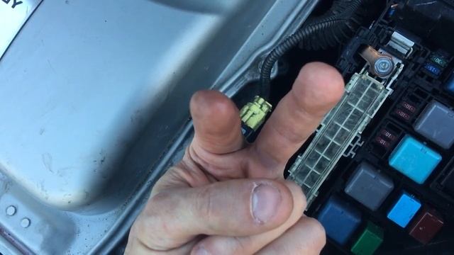 Toyota Prius Red Triange of Death Water Pump Battery Error Code P261B смотреть онлайн