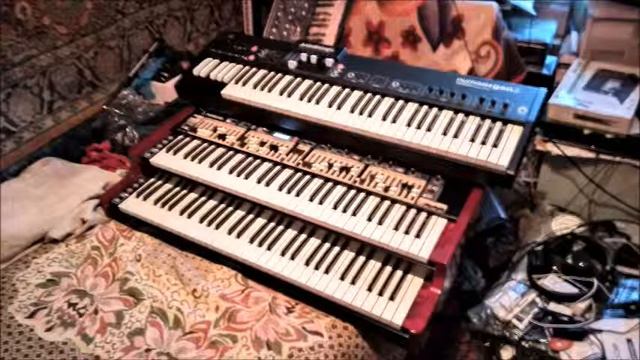 Numa Organ 2+Nord C2D Solo 1139 2 Short смотреть онлайн