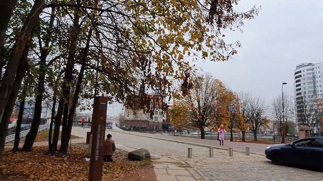 Калининград, ex-Koenigsberg: рыбная деревня, остров Канта, район Амалиенау (осень 2020). смотреть онлайн