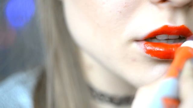 Тинт для губ "WOW" смотреть онлайн