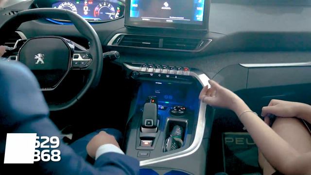 Peugeot Cambodia - វីឌីអូ Review នៃរថយន្តទំនើប PEUGEOT 5008