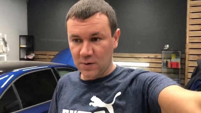 Классный звук в Skoda Rapid + свободный багажник! смотреть онлайн