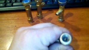 Вентиль с нажимом на ниппель 1