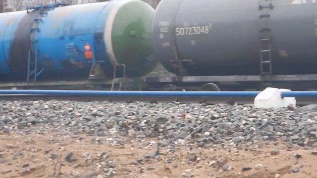 2ТЭ10МК-3347 со сборным грузовым поездом смотреть онлайн