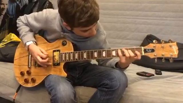 Gibson LP Custom China Replica - тестим и играем в шоуруме DisgaeaMT смотреть онлайн
