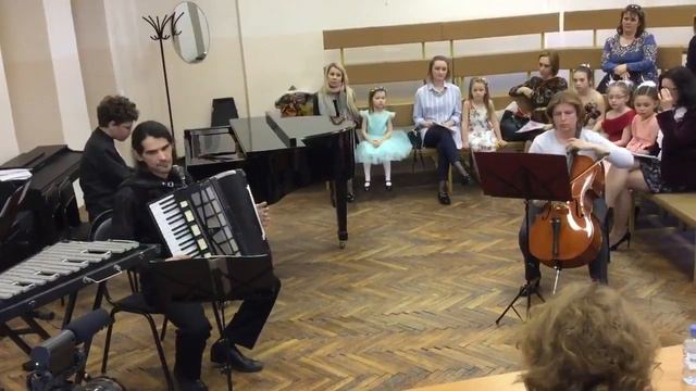 Павел Алексеев Трио 'Путешествие во времени. XX век" смотреть онлайн
