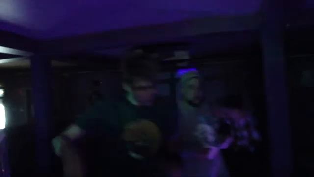 Дед мороз со снегурочкой на вечеринке Bass On 28.12.12 смотреть онлайн