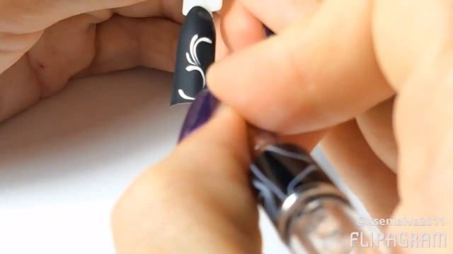 МК дизайн вензеля. Очень простой дизайн гель лаком . Матовый топ. Vogue nails смотреть онлайн