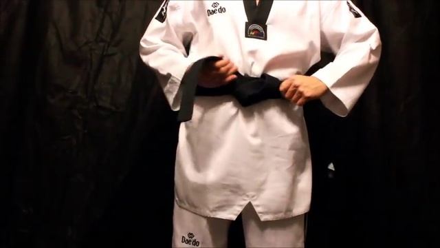 Как завязывать пояс. 띠 매는 법. How to tie belt. смотреть онлайн