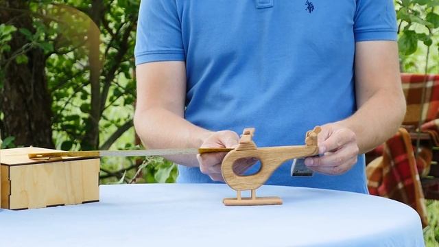 Игрушечный вертолет от мастерской деревянных игрушек WoodGrandPa смотреть онлайн