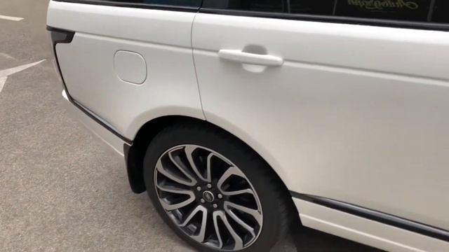 Range Rover Vogue - Avery Satin White Pearl by Autograph смотреть онлайн