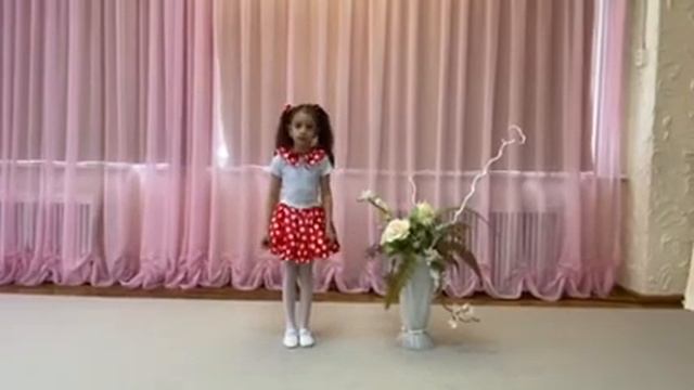 Песня "Счастье рядышком живет", С. Каптюхов смотреть онлайн