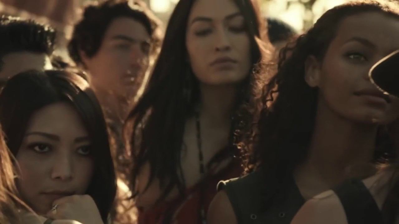 Avicii Wake Me Up Official Video смотреть онлайн