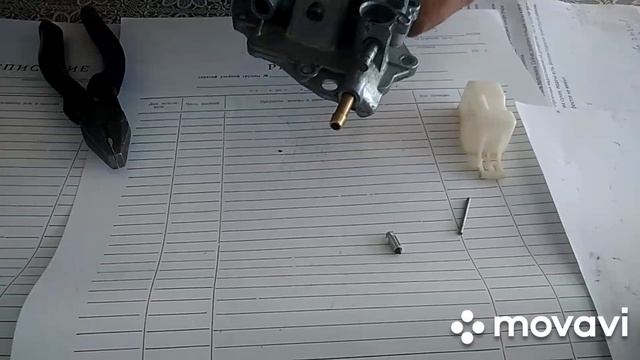 Проверка электромагнитного клапана холостого хода и регулировка уровня топлива карбюратора Кейхин смотреть онлайн