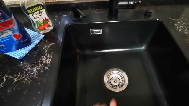 Пришла пора поработать на участке. Что я купила? Пару советов хозяюшкам. А вы пробовали РЫЖИЙ БОРЩ?