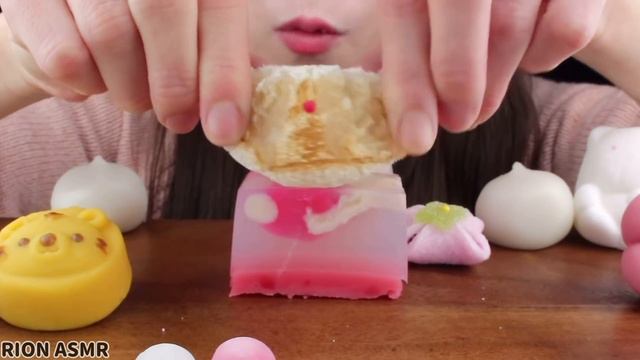 【ASMR】JAPANESE NEW YEAR SWEETS💗 MUKBANG 먹방 食べる音 EATING SOUNDS NO TALKING