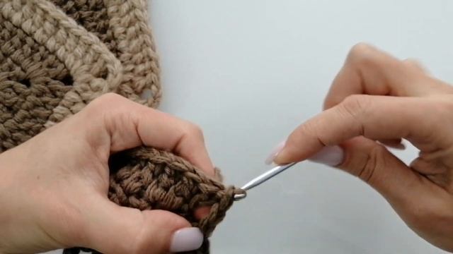 СУМКА из шестиугольников и квадратов, крючком Часть 2 смотреть онлайн