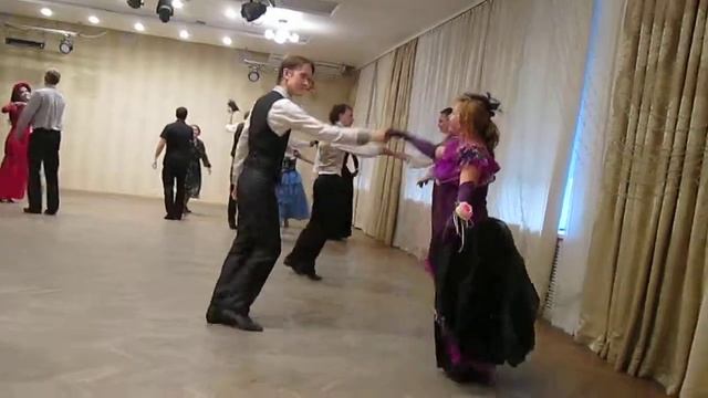 Бал в стиле латино . дк Металлург . смотреть онлайн