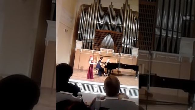 Шуберт Пчелка исп Вероника смотреть онлайн