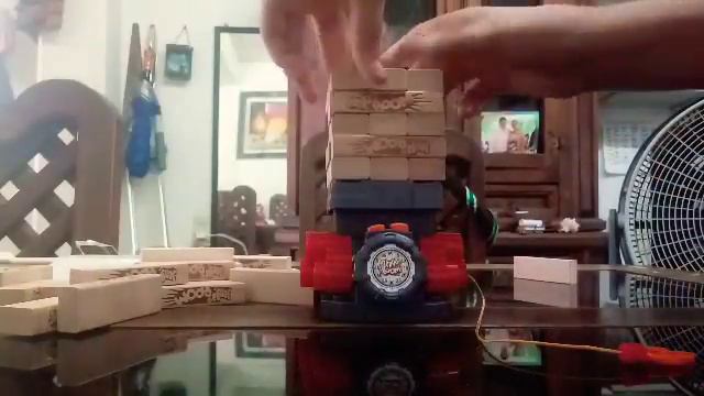He vuelto y con un unboxing del jenga boom! смотреть онлайн