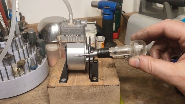 Foredom Powered Air Graver смотреть онлайн