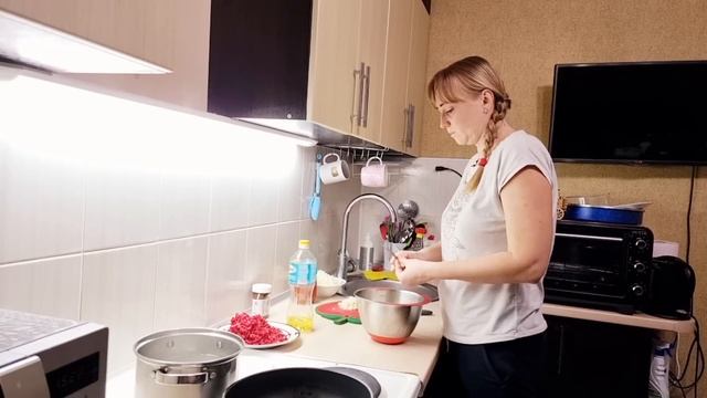 Эту красную икру я надолго запомню...Как вороны налетели! смотреть онлайн