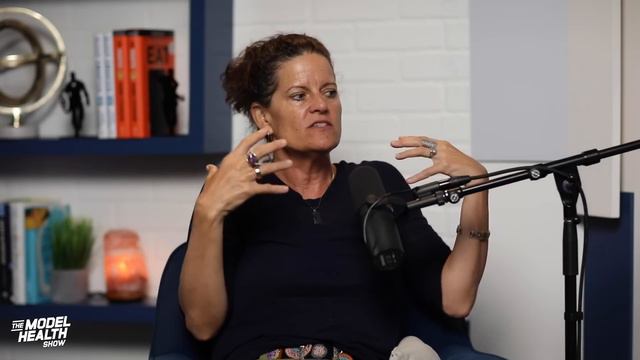 Lose Weight with THIS Key Switch! | Shawn Stevenson & Dr. Mindy Pelz смотреть онлайн