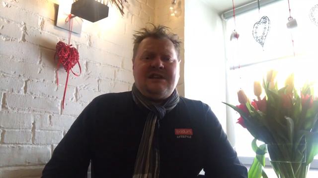 Джага поздравляет с 8 марта! смотреть онлайн