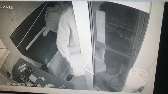 Кража кассы на АЗС смотреть онлайн