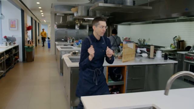 Recreating Madhur Jaffrey's Chicken Tikka Masala From Taste | Bon Appétit смотреть онлайн