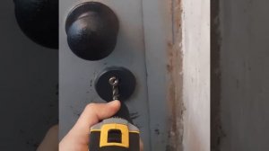 Как открыть сломанный замок,двери