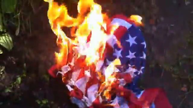 сжигаем флаг США смотреть онлайн