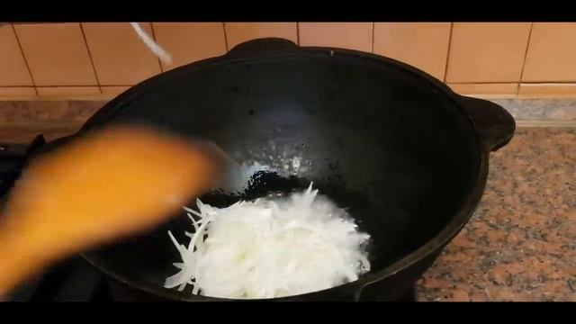РЕЦЕПТ БОМБА/ТЕФТЕЛИ В НЕЖНОМ ТОМАТНО-СЛИВОЧНОМ СОУСЕ смотреть онлайн