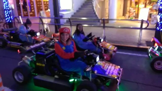 Nintendo Freaks Cart raid on Tokyo streets смотреть онлайн