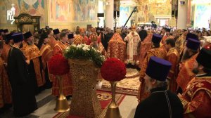 Патриарх Кирилл совершил всенощное бдение в Свято-Троицком соборе Екатеринбурга