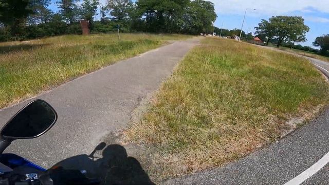 Yamaha R6 VS Kawasaki ZX9R Ninja (POV DRIVE) - Part 2 смотреть онлайн