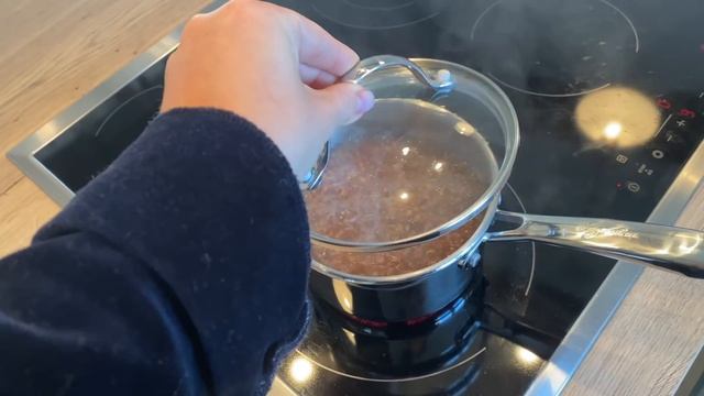 VLOGMAS # 1 /Девичник в столице, Что мы едим (Вегетарианцы в Черногории) / смотреть онлайн