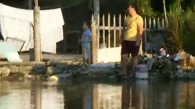 remando en pueblo viejo смотреть онлайн