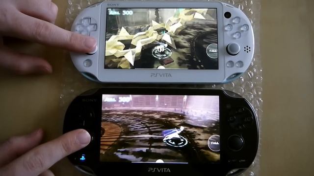 Vita 2000 LCD screen vs. Vita 1000 OLED screen comparison - using Malicious Rebirth, Mega Man 2, UI смотреть онлайн
