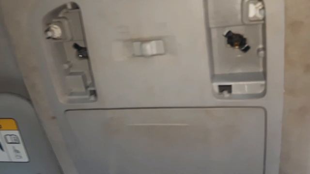 Cek lampu plafon HILUX, cara lepasnya ternyata begini... смотреть онлайн