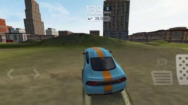 летит порше тайкан