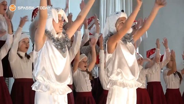 Встретили Новый год песней смотреть онлайн