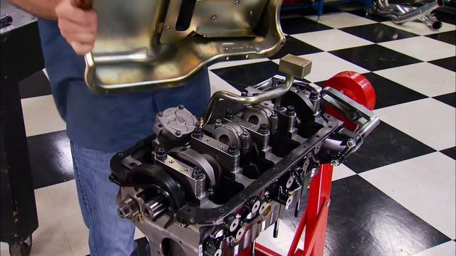 Building a Ford 2.3L 4-Cylinder Lima Engine For The Dirt Track - HorsePower S16, E16 смотреть онлайн