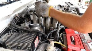 Разборка и чистка дроссельной заслонки Mitsubishi Pajero IO.