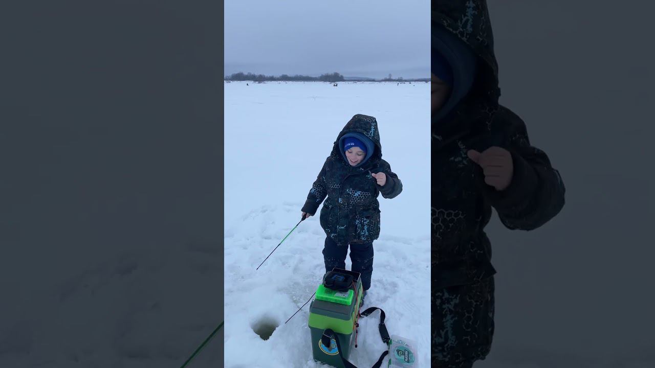 Поем на рыбалке #рыбалкакстово #первыйлёд #плотва #зимняяудочка смотреть онлайн