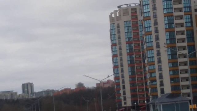 Строительство монолитной свечки по ул. Лидской Гродно. Работа башенного крана. смотреть онлайн