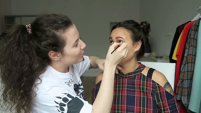 КРАСИМСЯ ГРИМОМ / ИСТОРИЯ ЗНАКОМСТВА С ИРОЙ / ШКОЛЬНЫЕ ТАЙНЫ / #ИЗГОВНАИПАЛОК смотреть онлайн